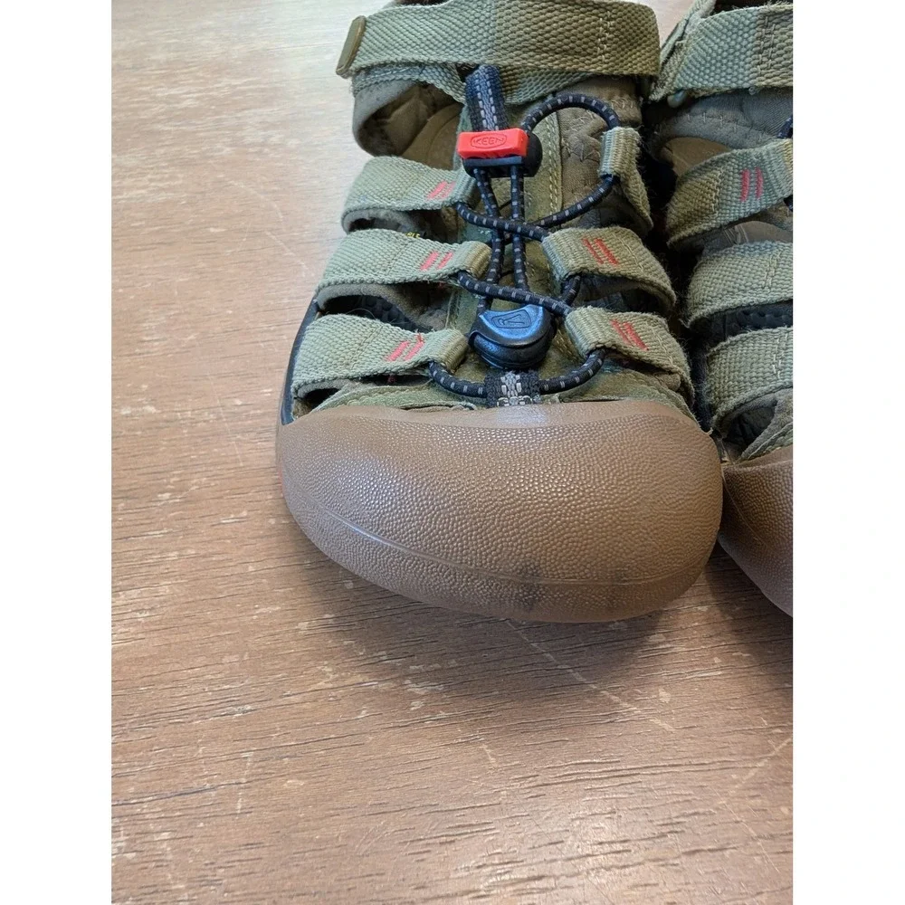 KEEN Newport H2 Kids Sport Sandals Olive Green Tan Size 6‎ Big Kid Hiking Water